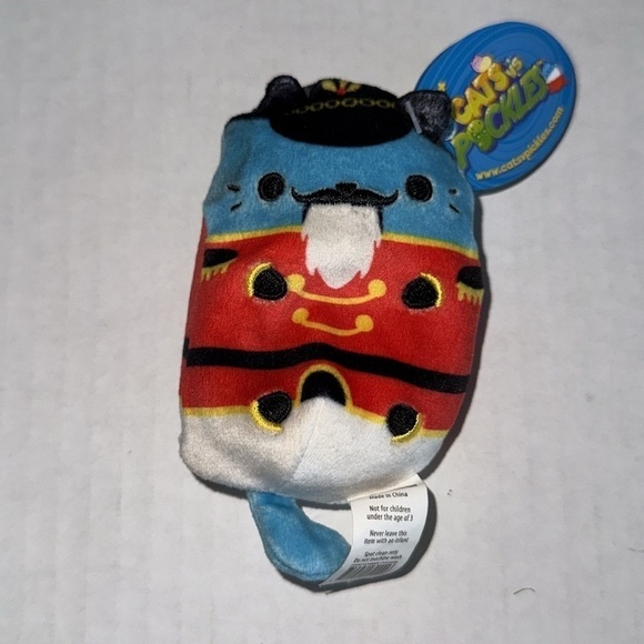 NWT Cats VS Pickles 5 Piece Beanie Bundle - Picture 4 of 6